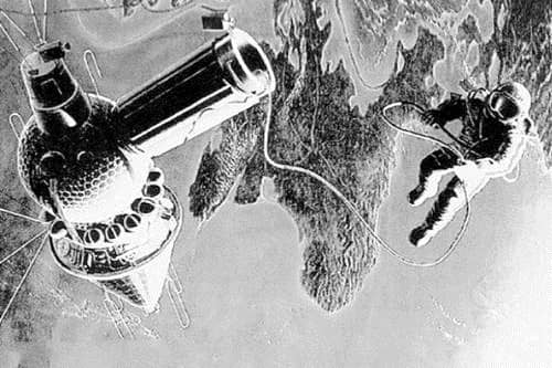 1934年05月30日：列昂诺夫出生