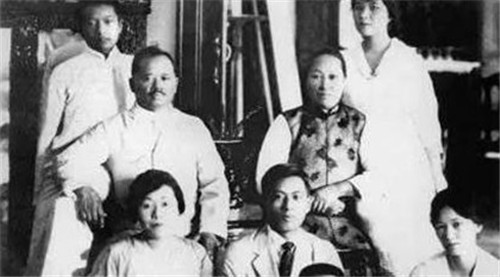宋氏三姐妹的母亲是谁