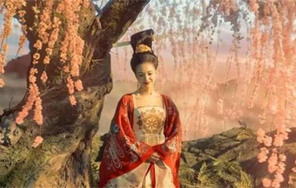 杨贵妃再次出宫：玄宗给杨家的下马威