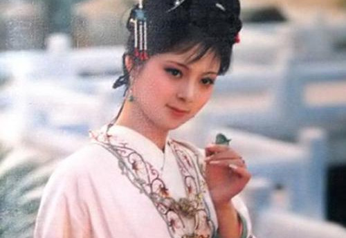 《红楼梦》里冷香丸的寓意