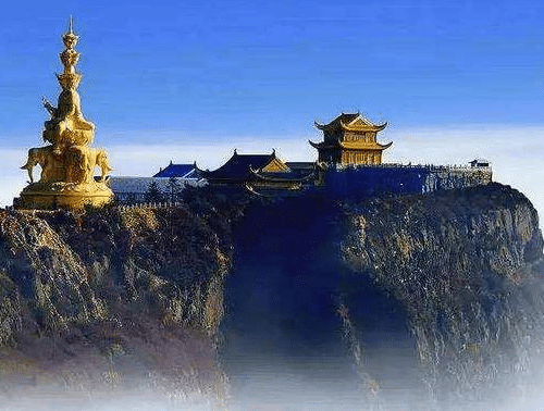 普贤菩萨道场在什么地方
