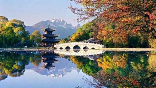 丽江的黑龙潭是什么时候建的
