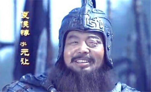 夏侯惇的眼睛是为什么瞎的