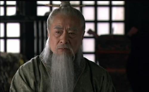 张昭人物介绍