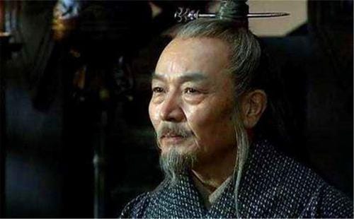 官渡之战战败后刘备投靠刘表