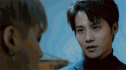 《玫瑰行者》根据什么小说改编