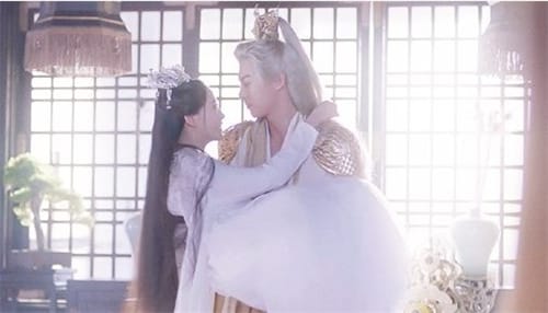 《遇龙》和琉璃故事一样吗