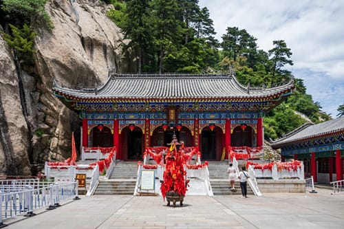 华山寺庙道观简介