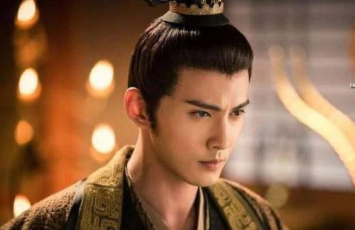 宇文邕死后为何是杨坚继承北周