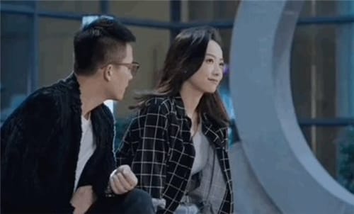 《陌生的恋人》是改编自哪本小说