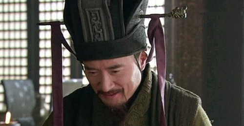 诸葛亮排挤李严吗