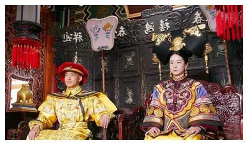 慈禧一天的生活表