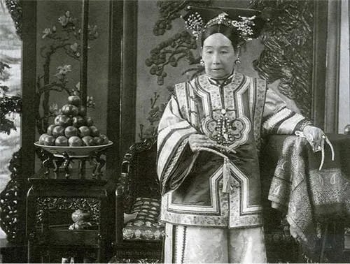 慈禧晚年的嗜好