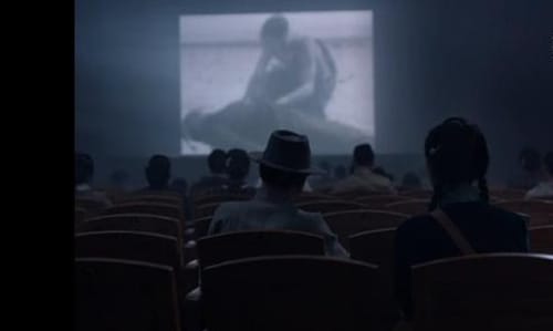 《叛逆者》接头地点光明大剧院上映的电影是什么