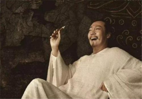 李白为什么没有固定工作但是好像不缺钱